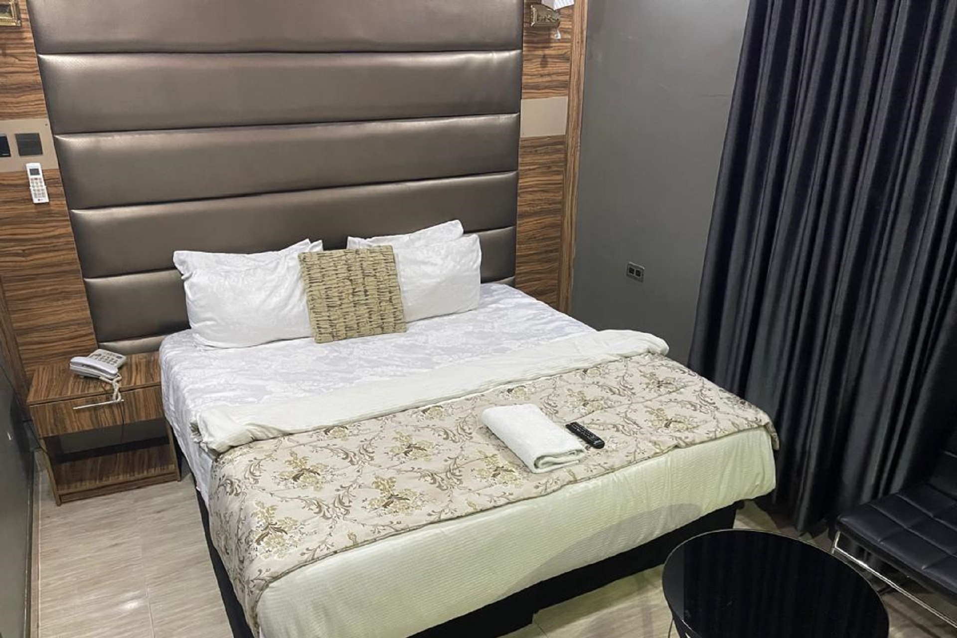 Grand Diamond Hotels & Suites